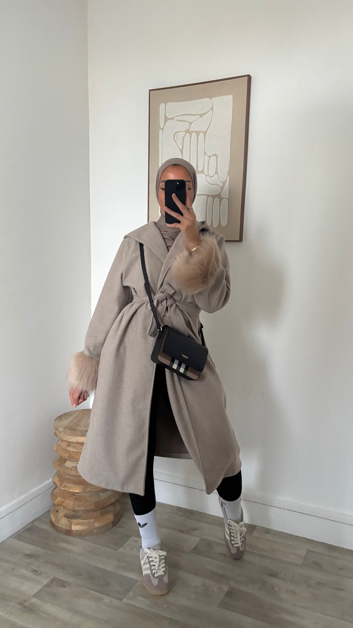 Manteau à capuche fourrure