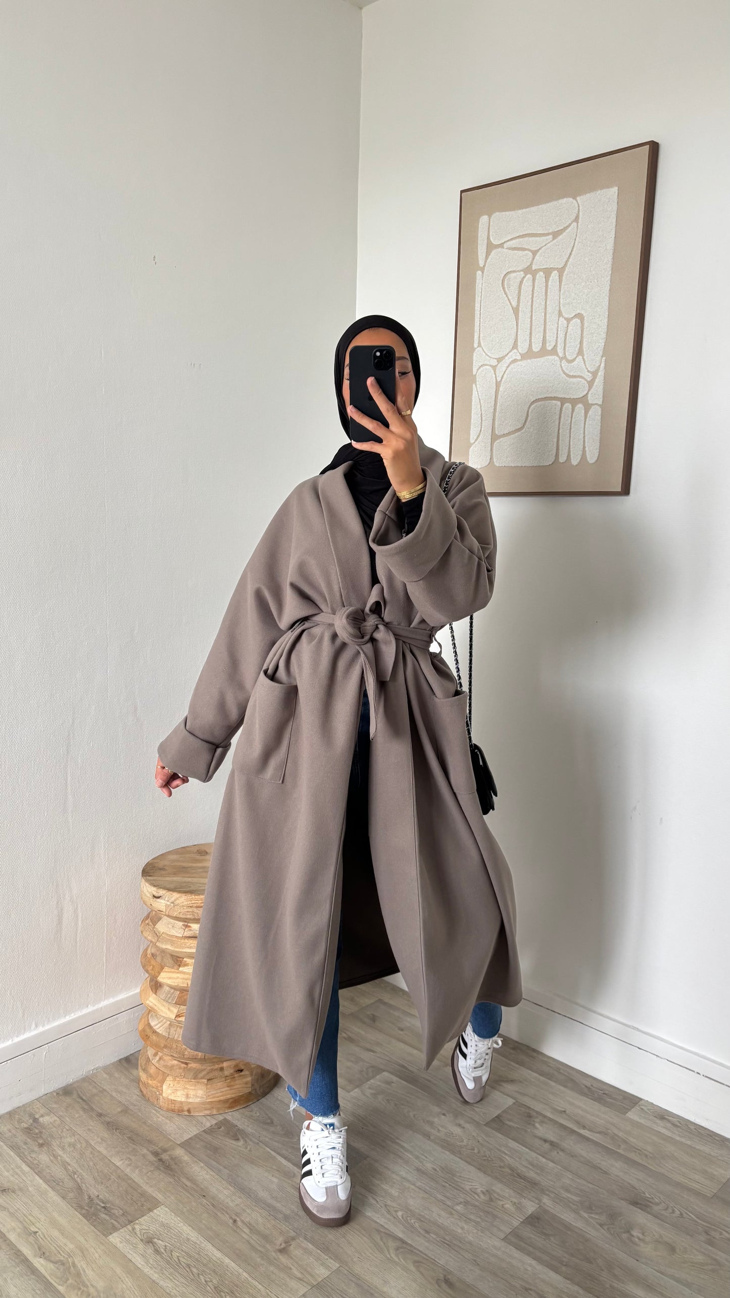 Manteau à manches ourlées