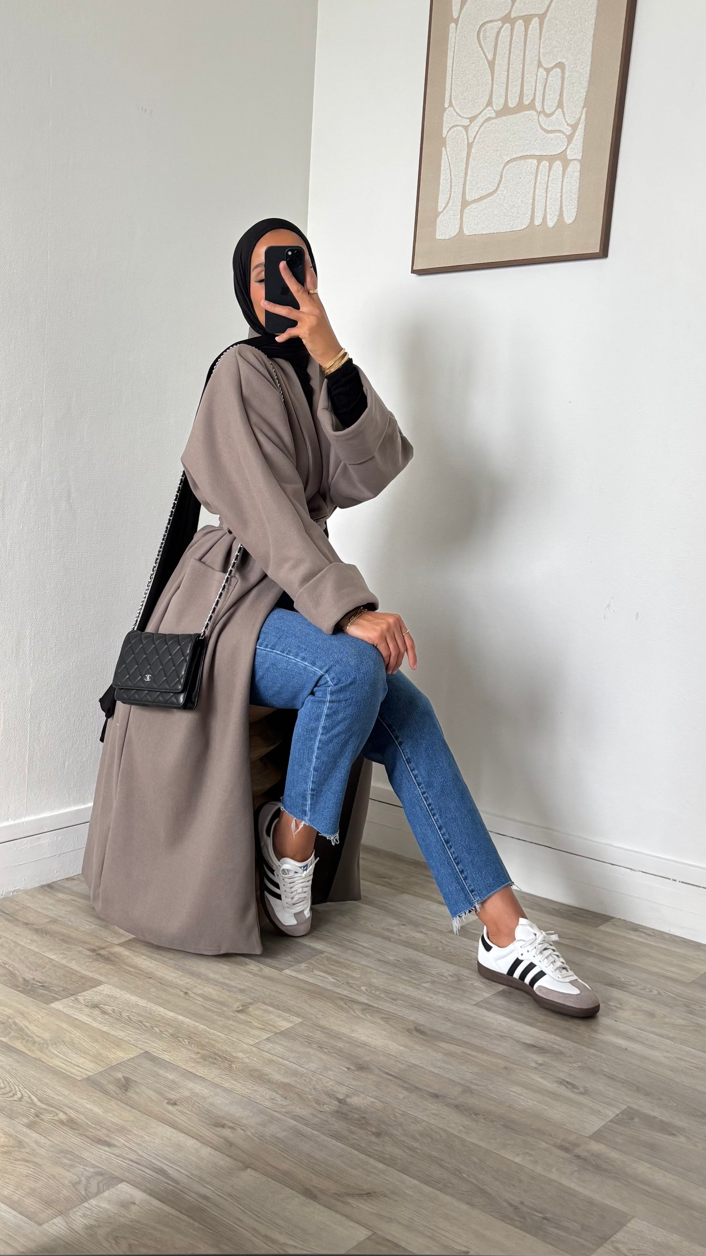 Manteau à manches ourlées