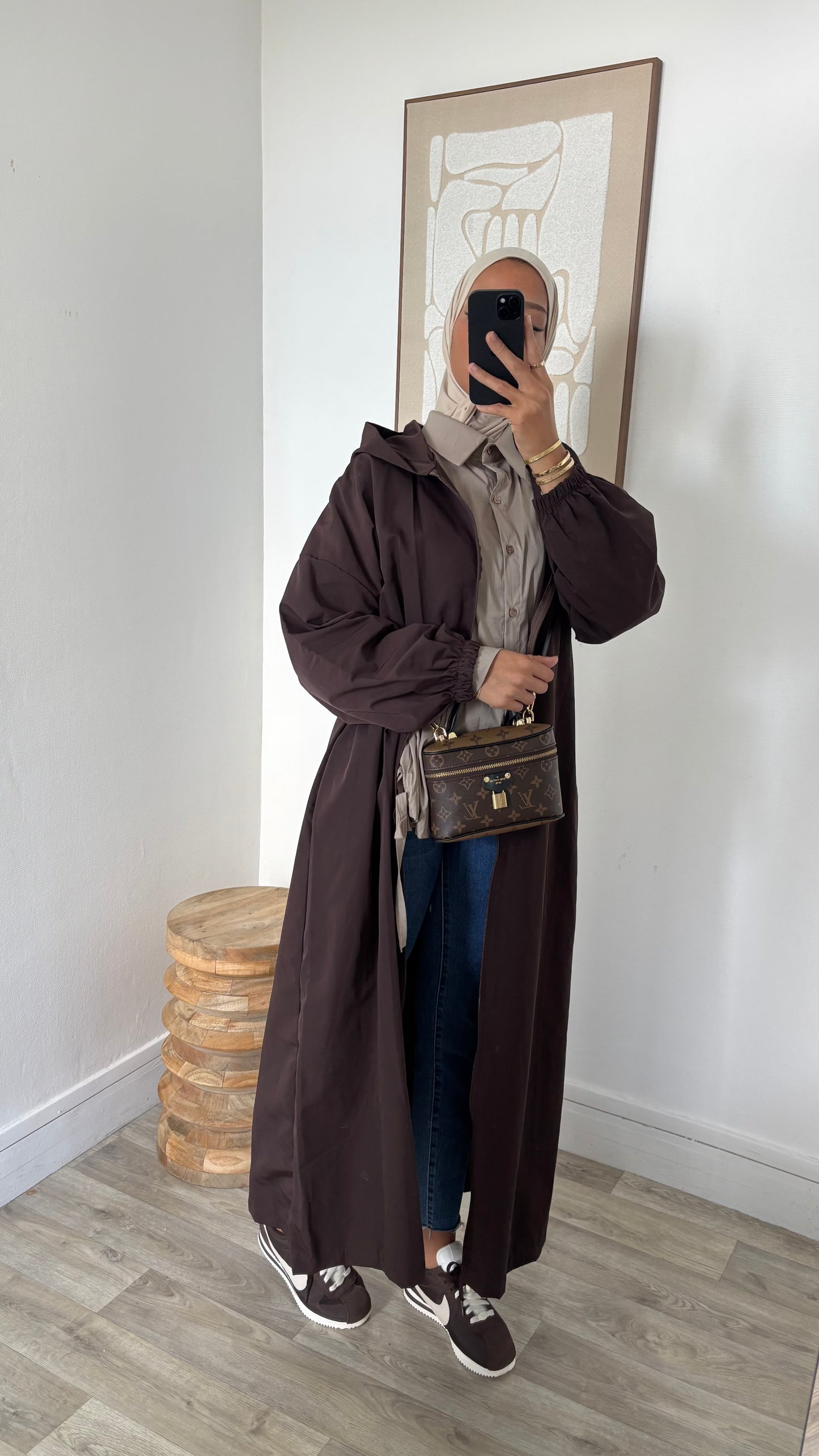 Long imper à fermeture et capuche