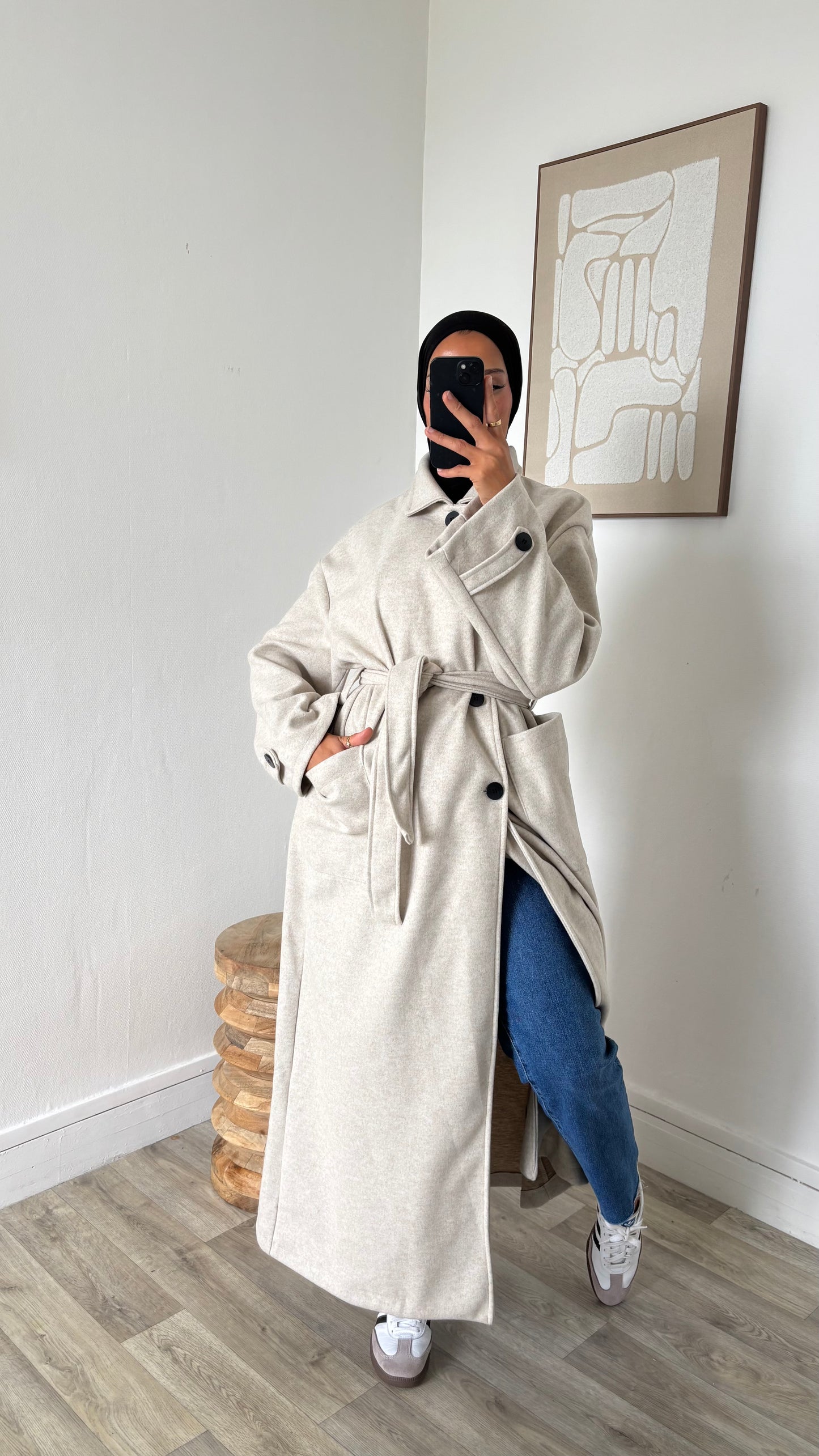 Manteau Classique Ceinturé – Boutons et Col Chic