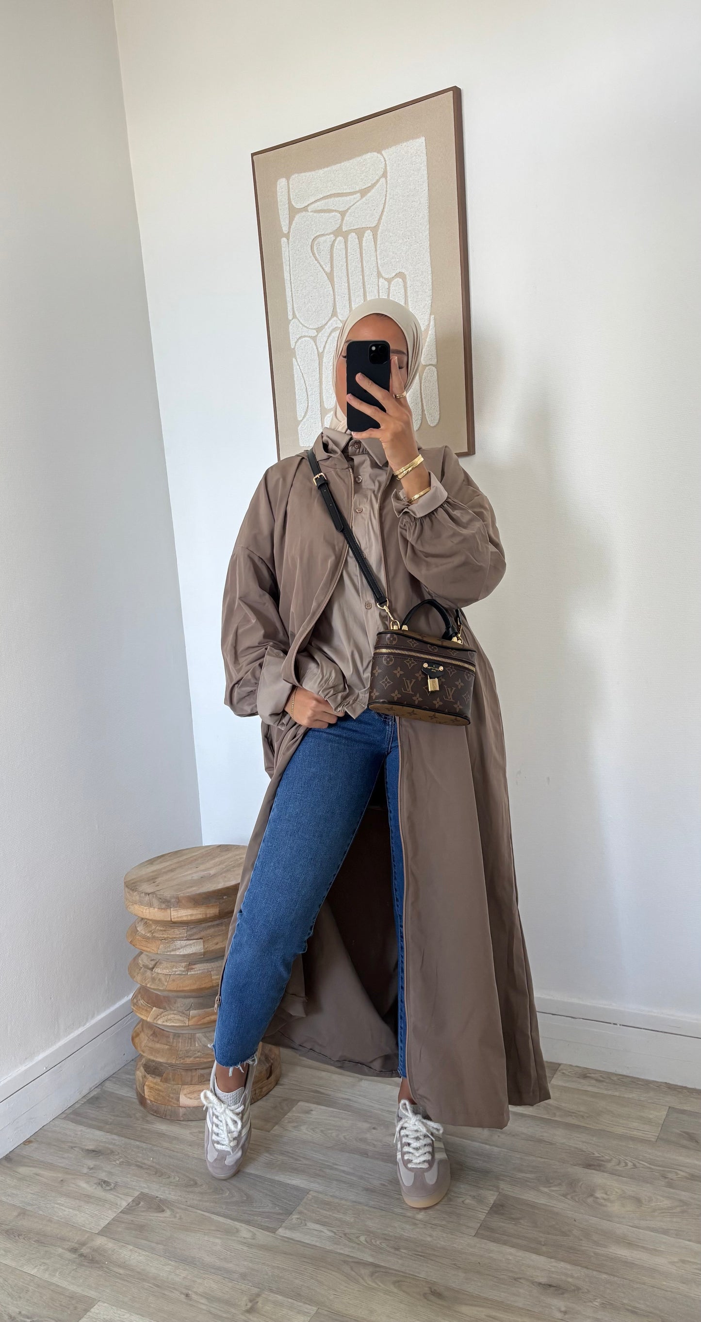 Long imper à fermeture et capuche