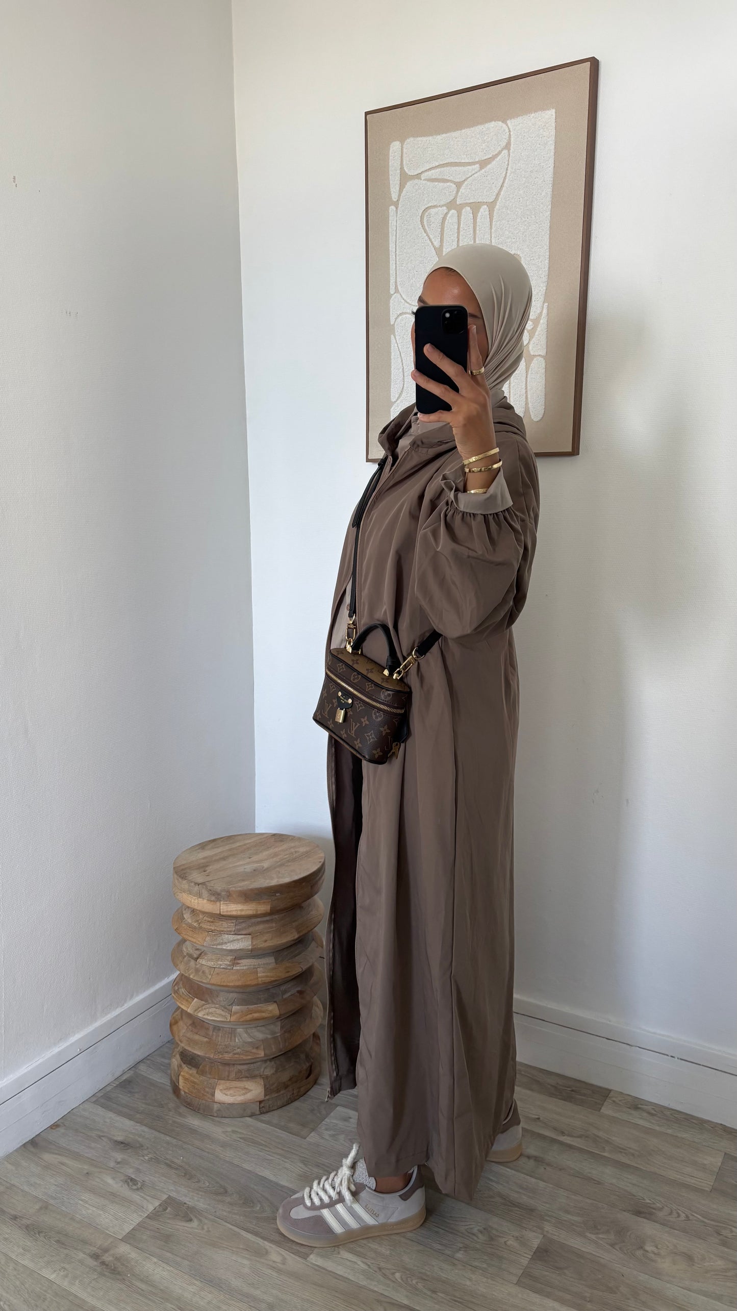 Long imper à fermeture et capuche