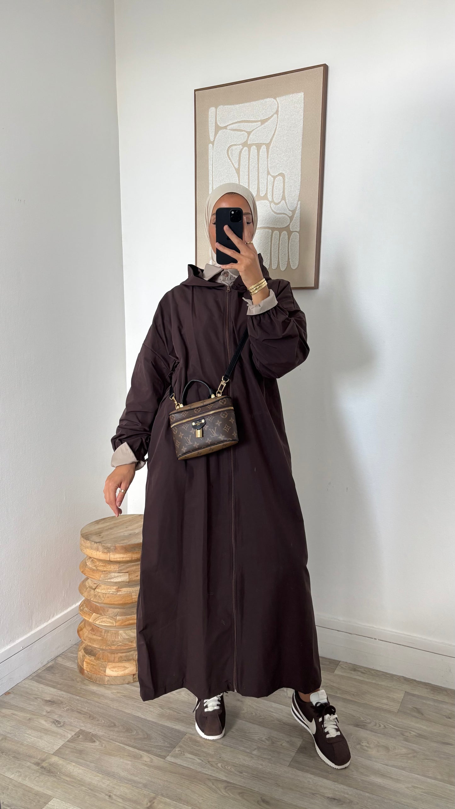 Long imper à fermeture et capuche