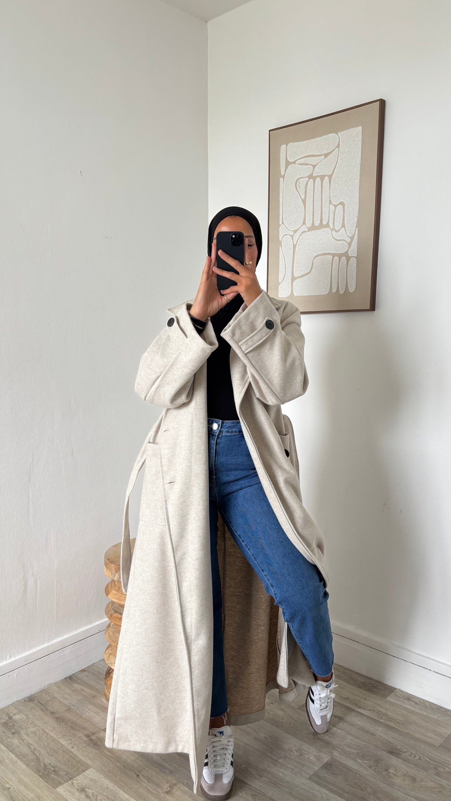 Manteau Classique Ceinturé – Boutons et Col Chic