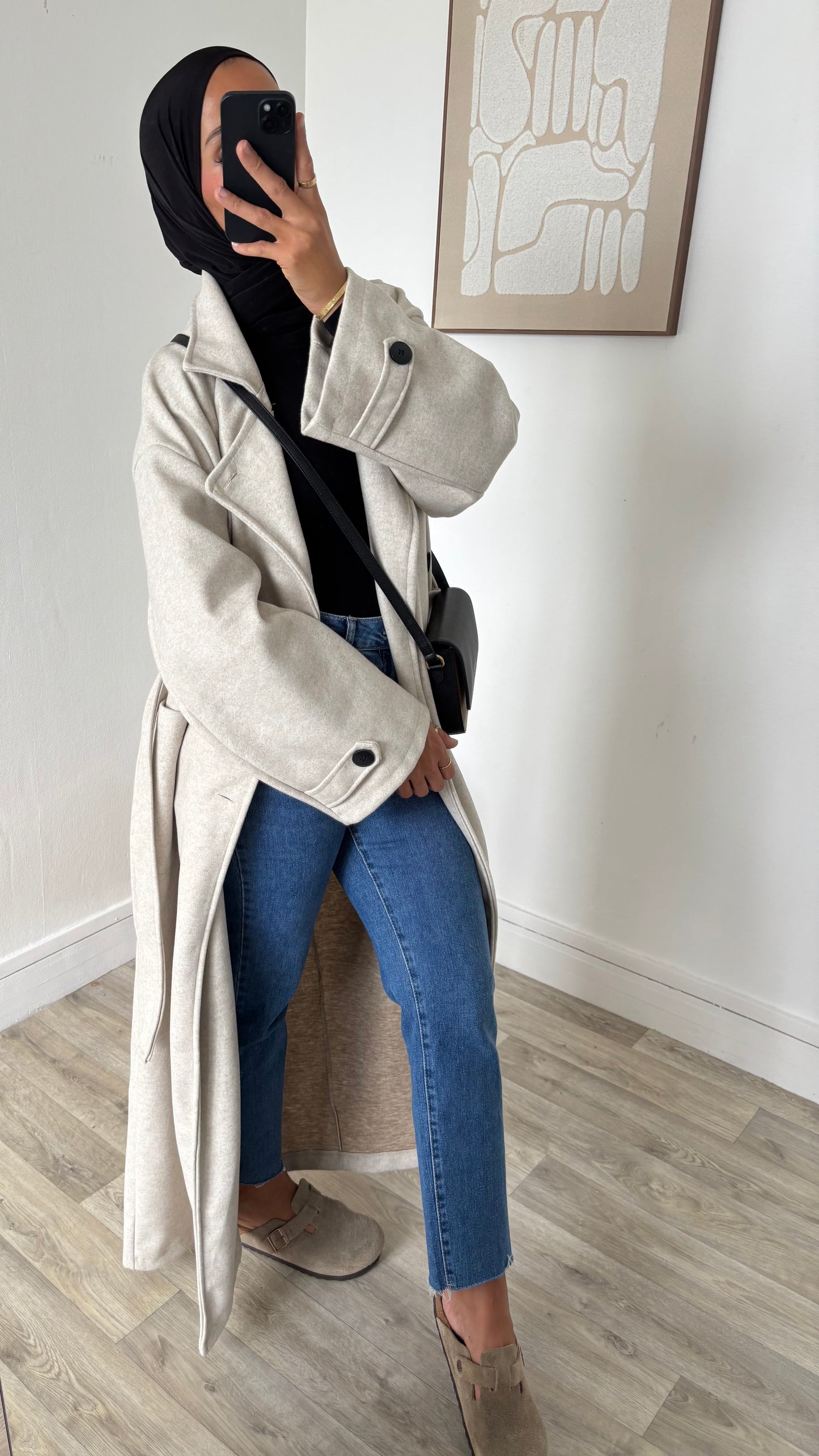 Manteau Classique Ceinturé – Boutons et Col Chic