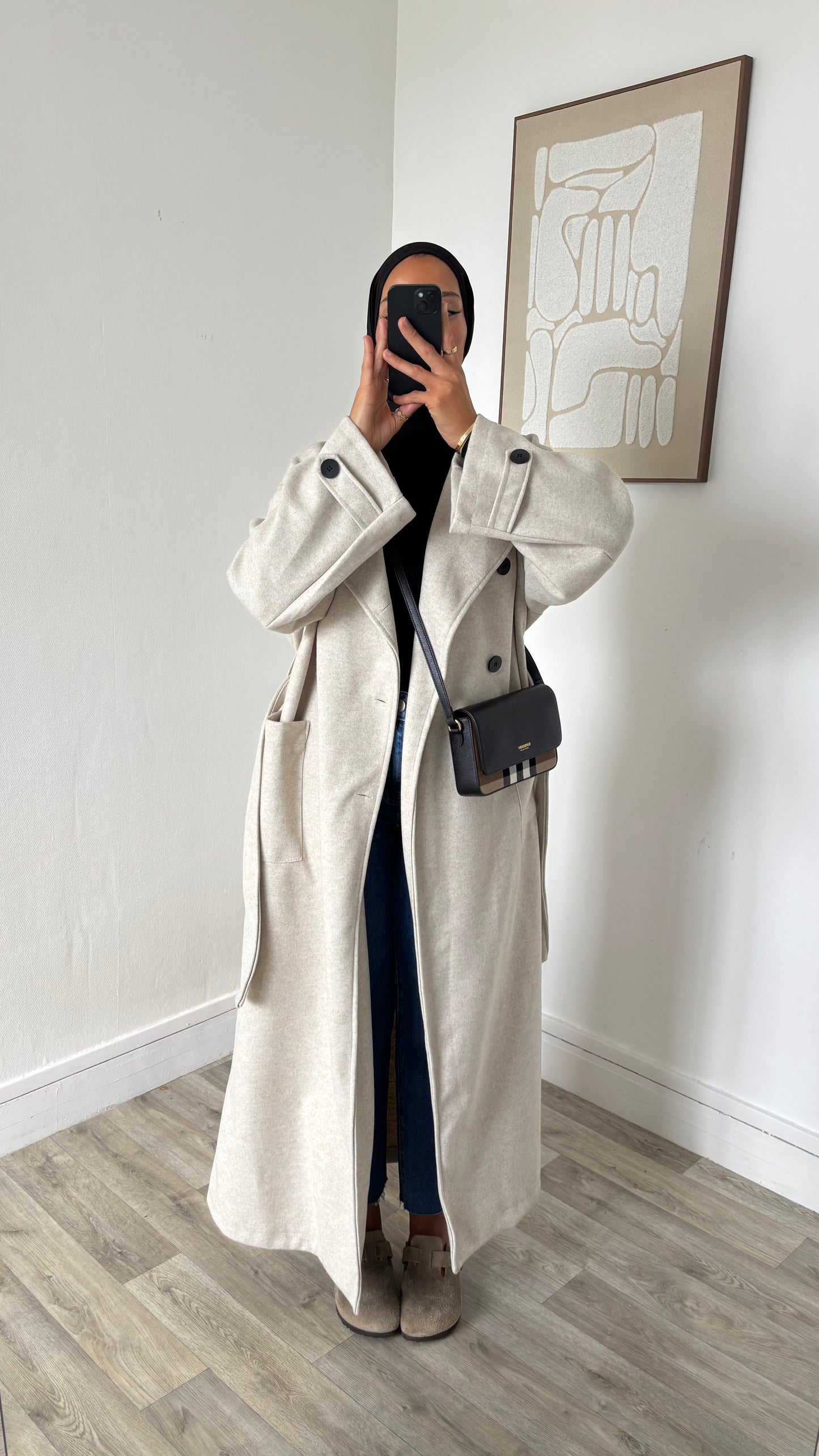 Manteau Classique Ceinturé – Boutons et Col Chic