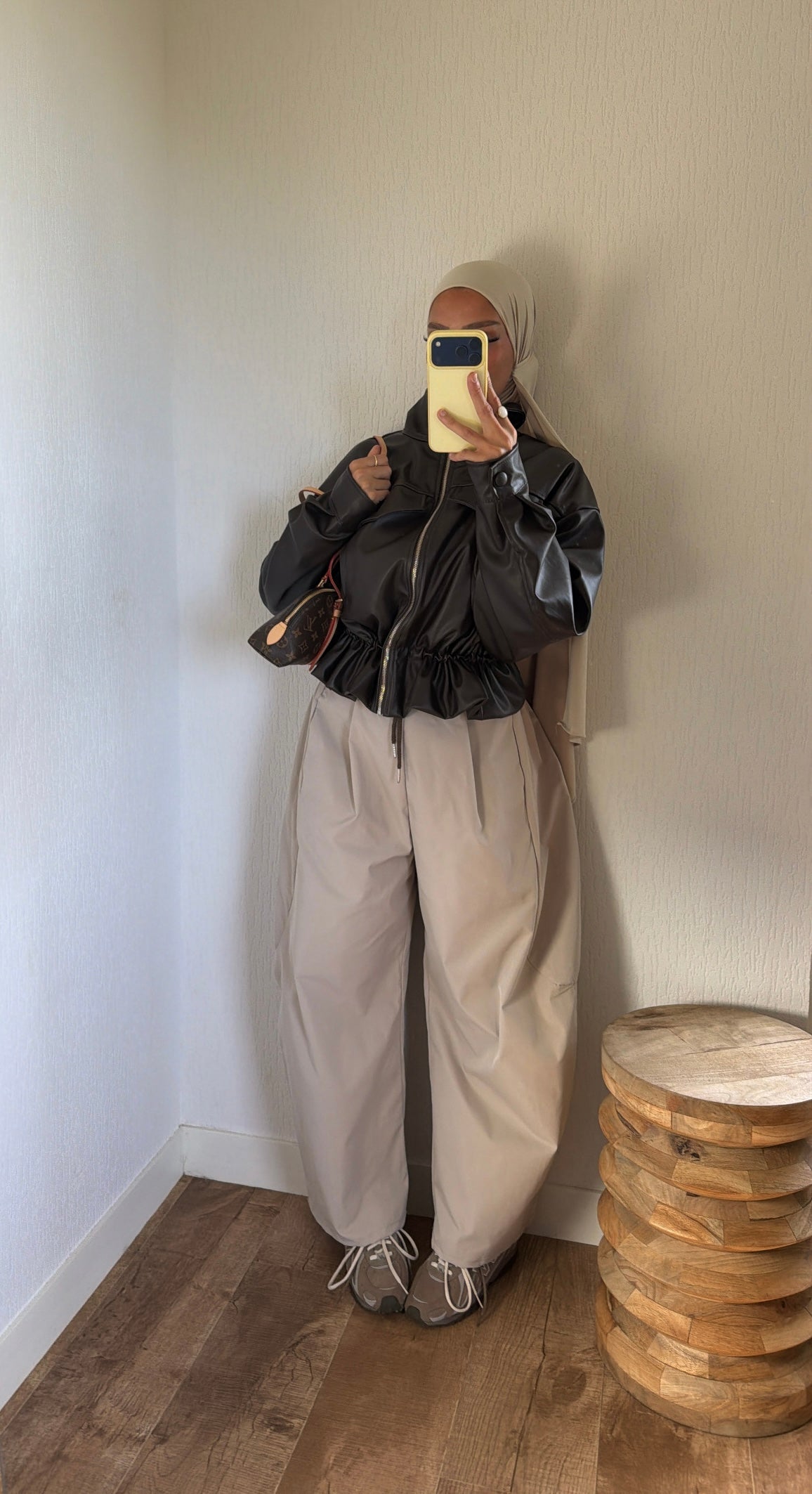 Veste simili ajustable à la taille