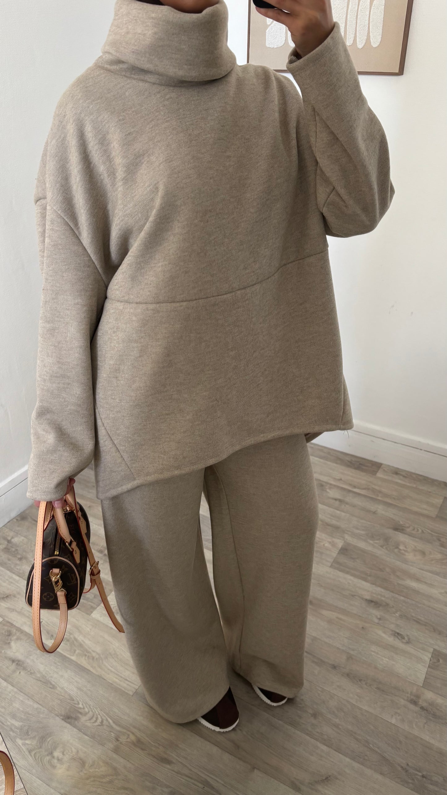 Ensemble dos plus long à col