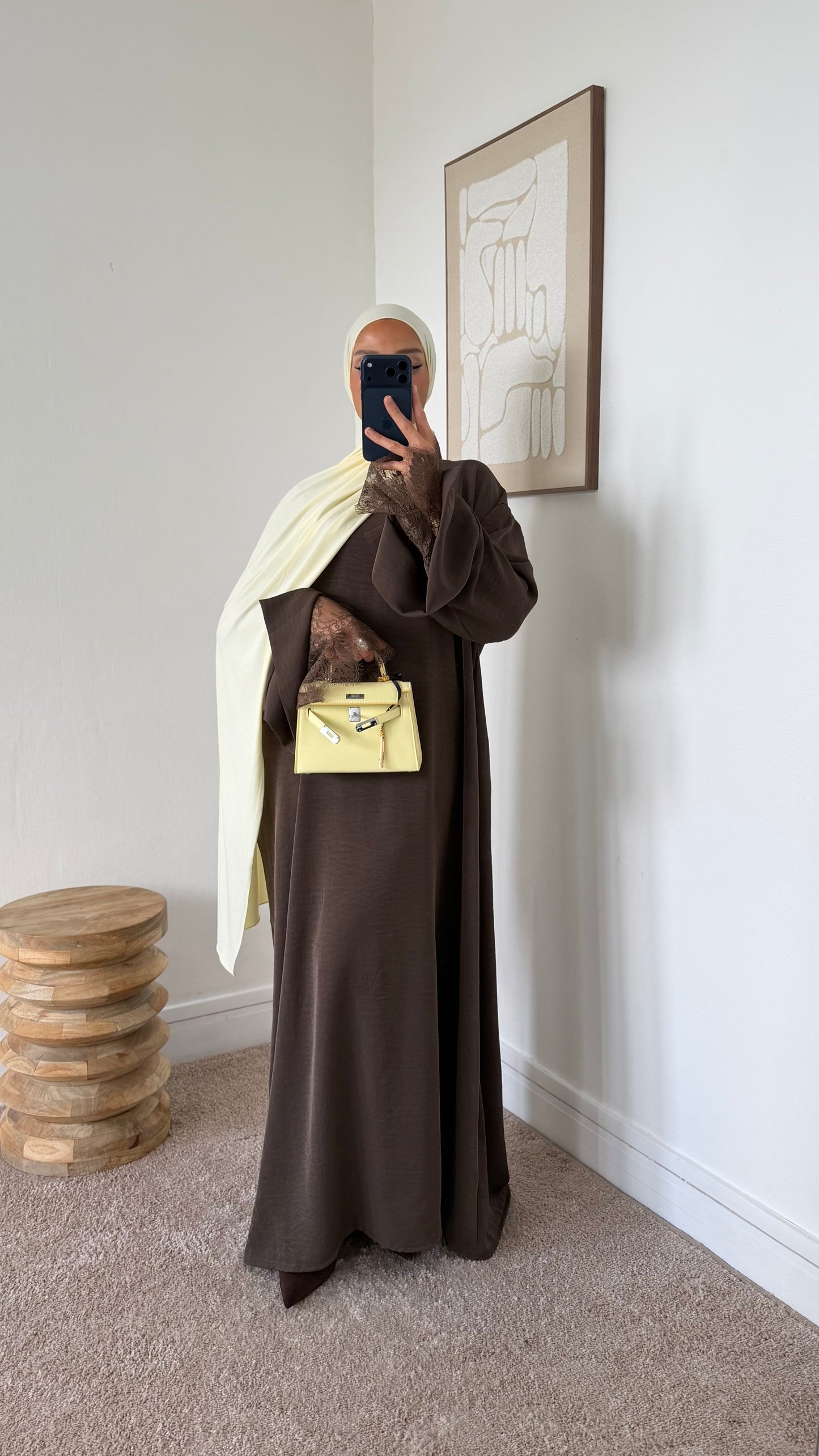Abaya détail dentelé