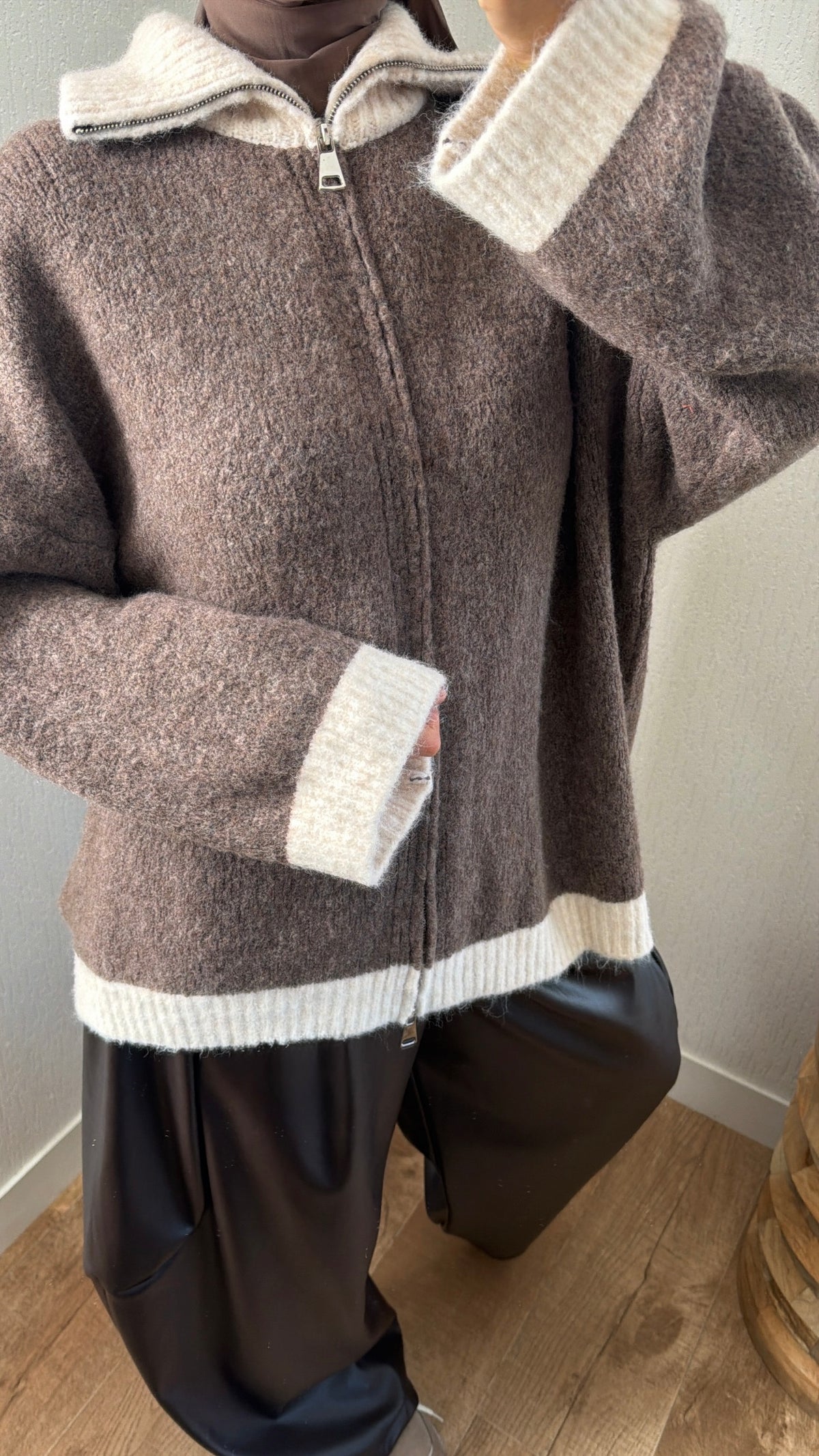 Gilet bi couleurs grand col