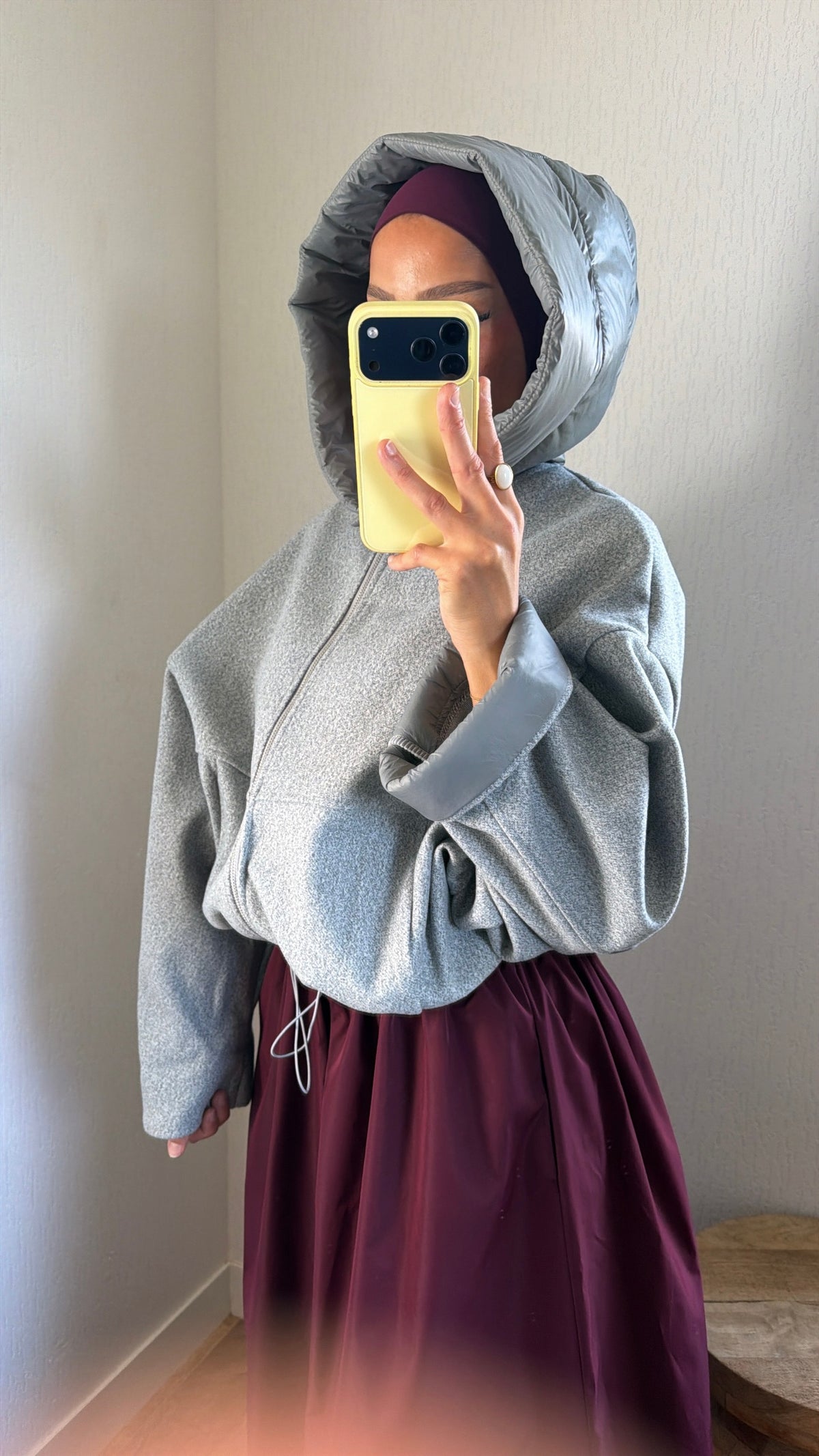 Bomber à capuche bi matière