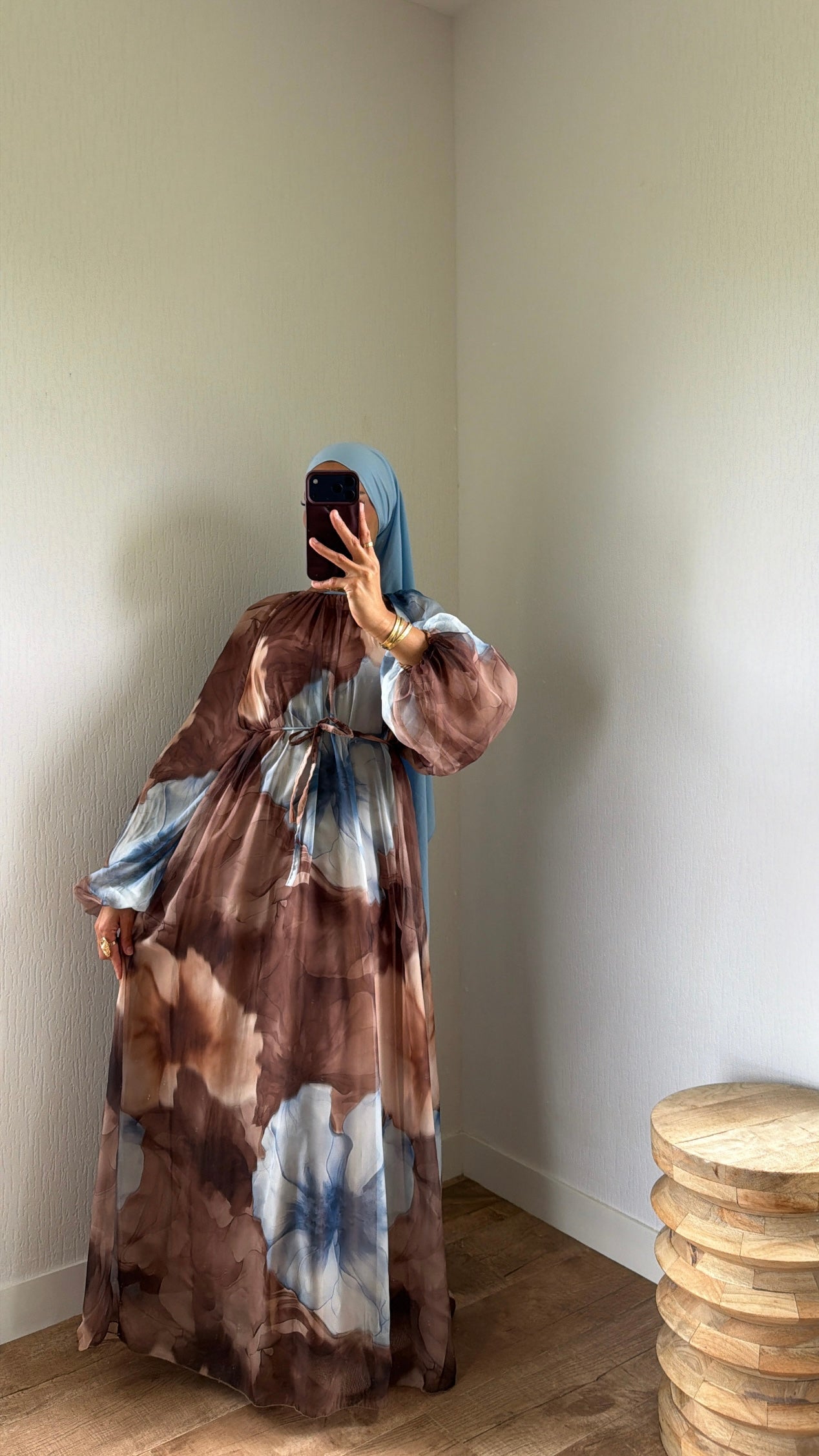 Robe fleurie manches bouffantes
