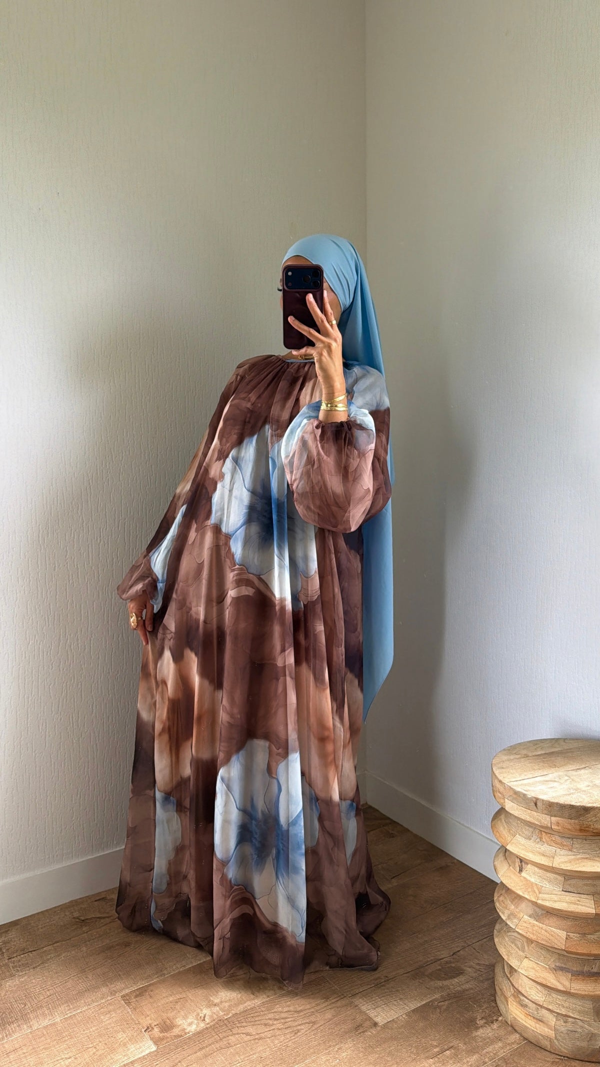 Robe fleurie manches bouffantes