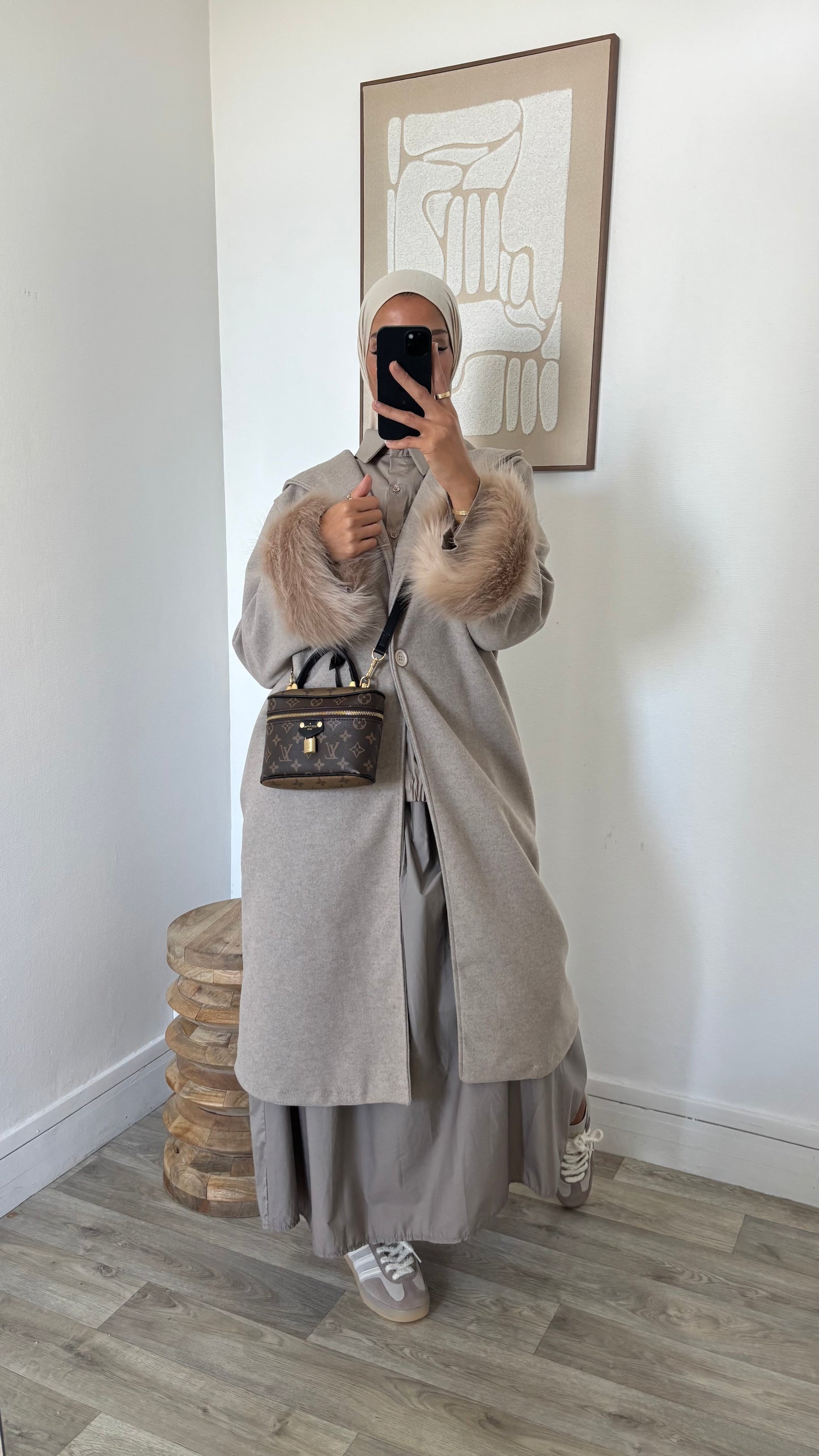 Manteau à capuche fourrure