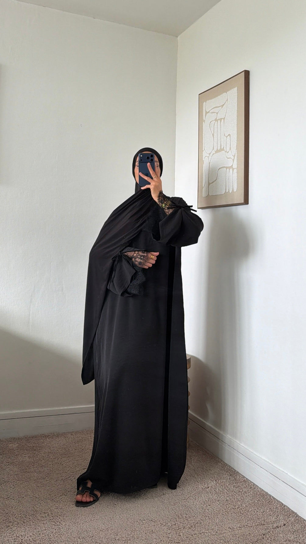 Abaya détail dentelé