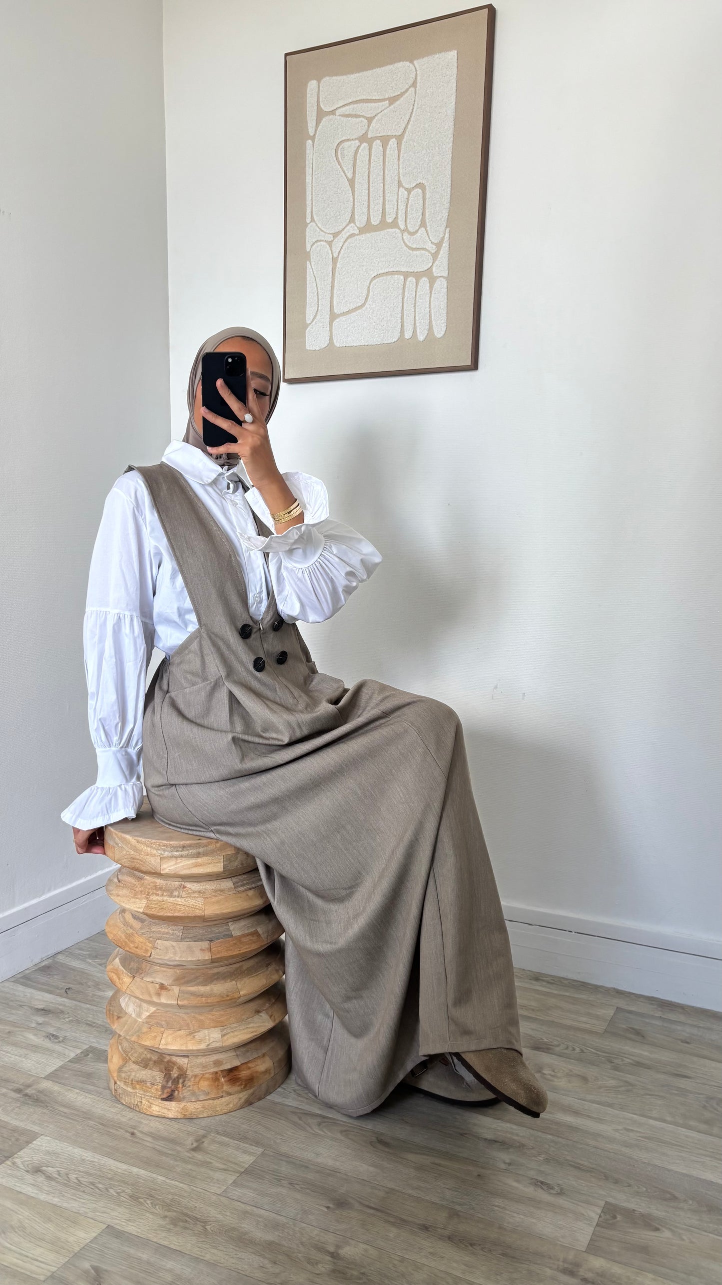 Chemise longue blanche + robe salopette