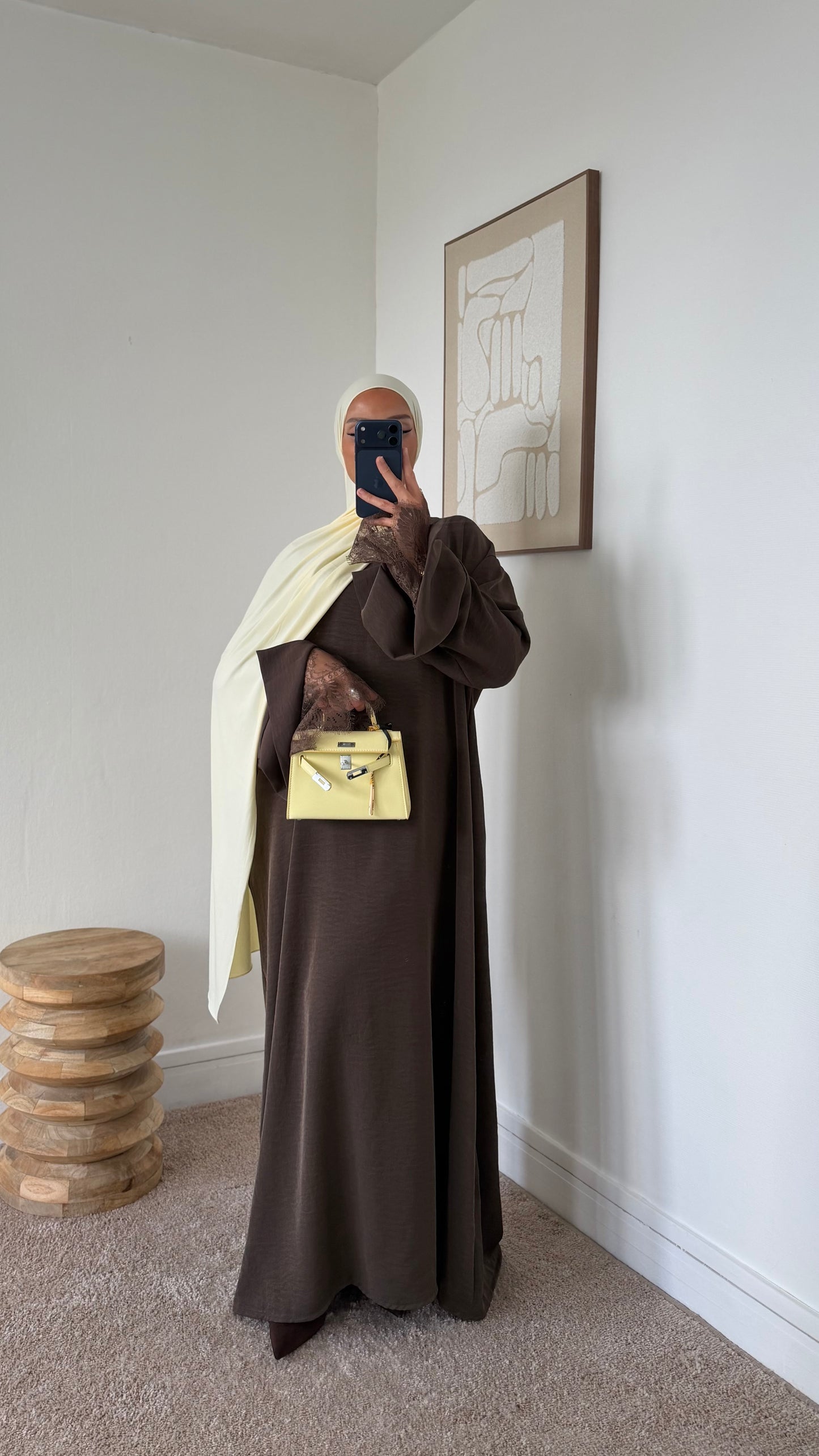 Abaya détail dentelé