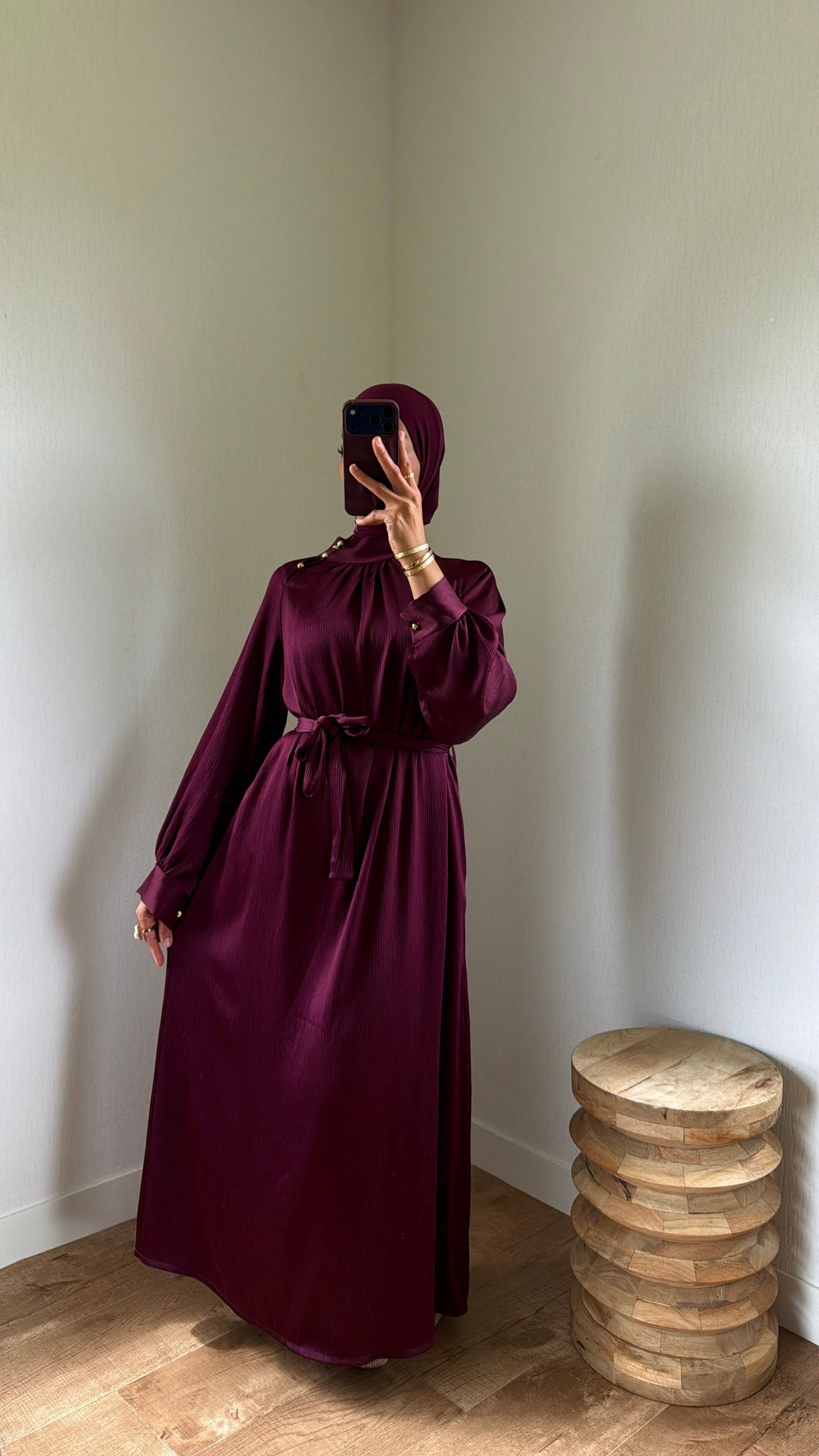 Robe boutons dorées