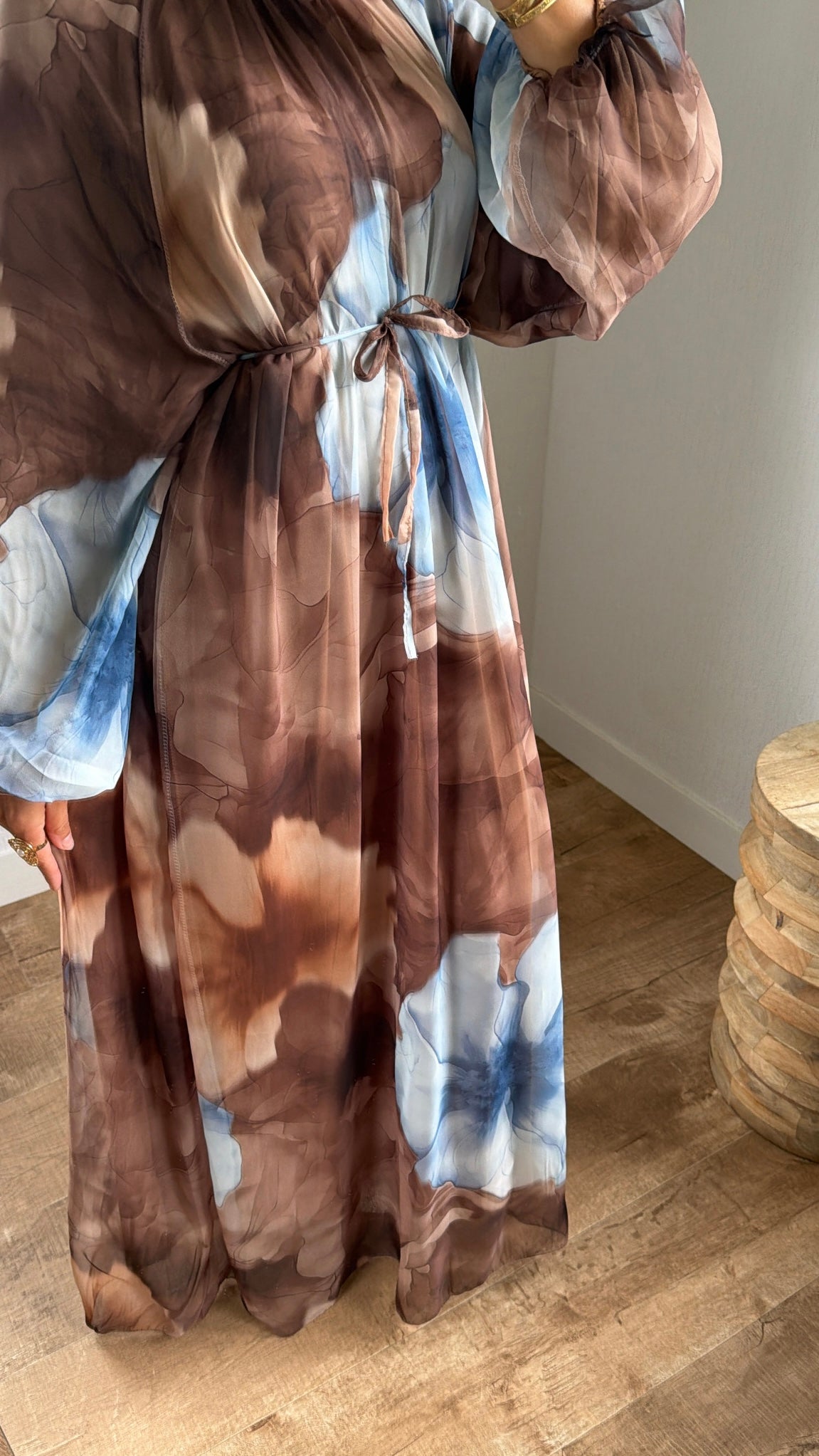 Robe fleurie manches bouffantes