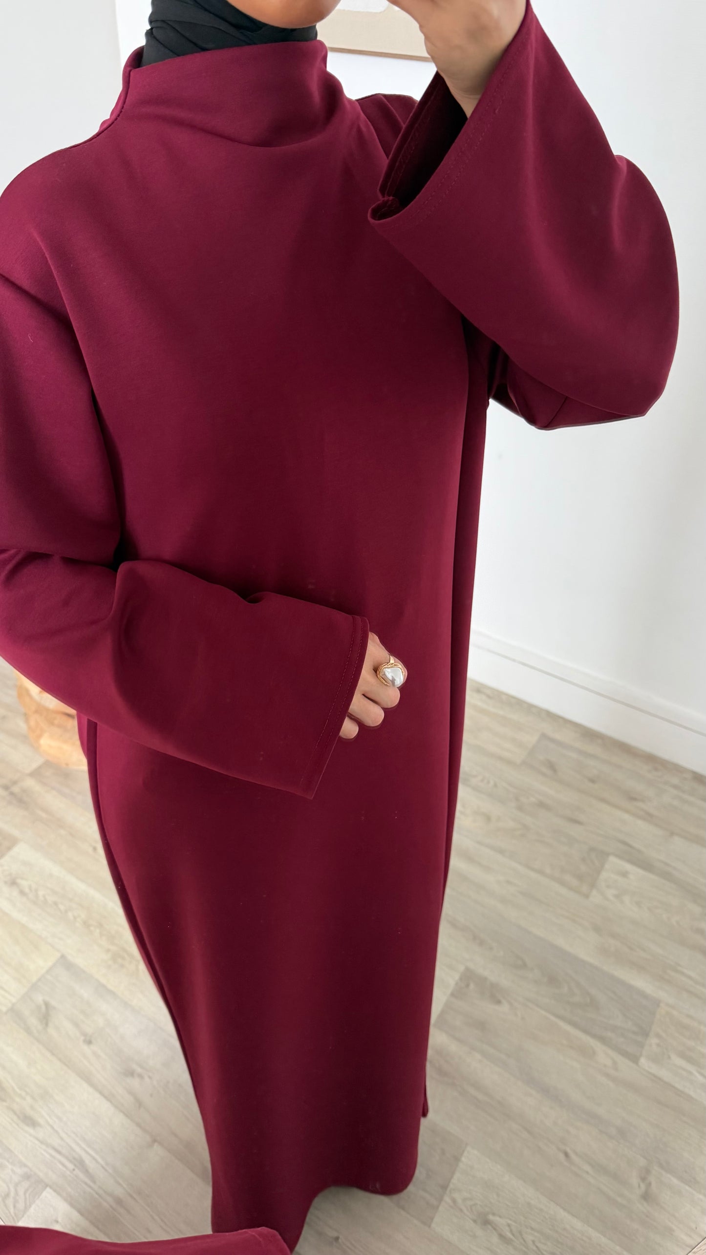 Abaya col montant