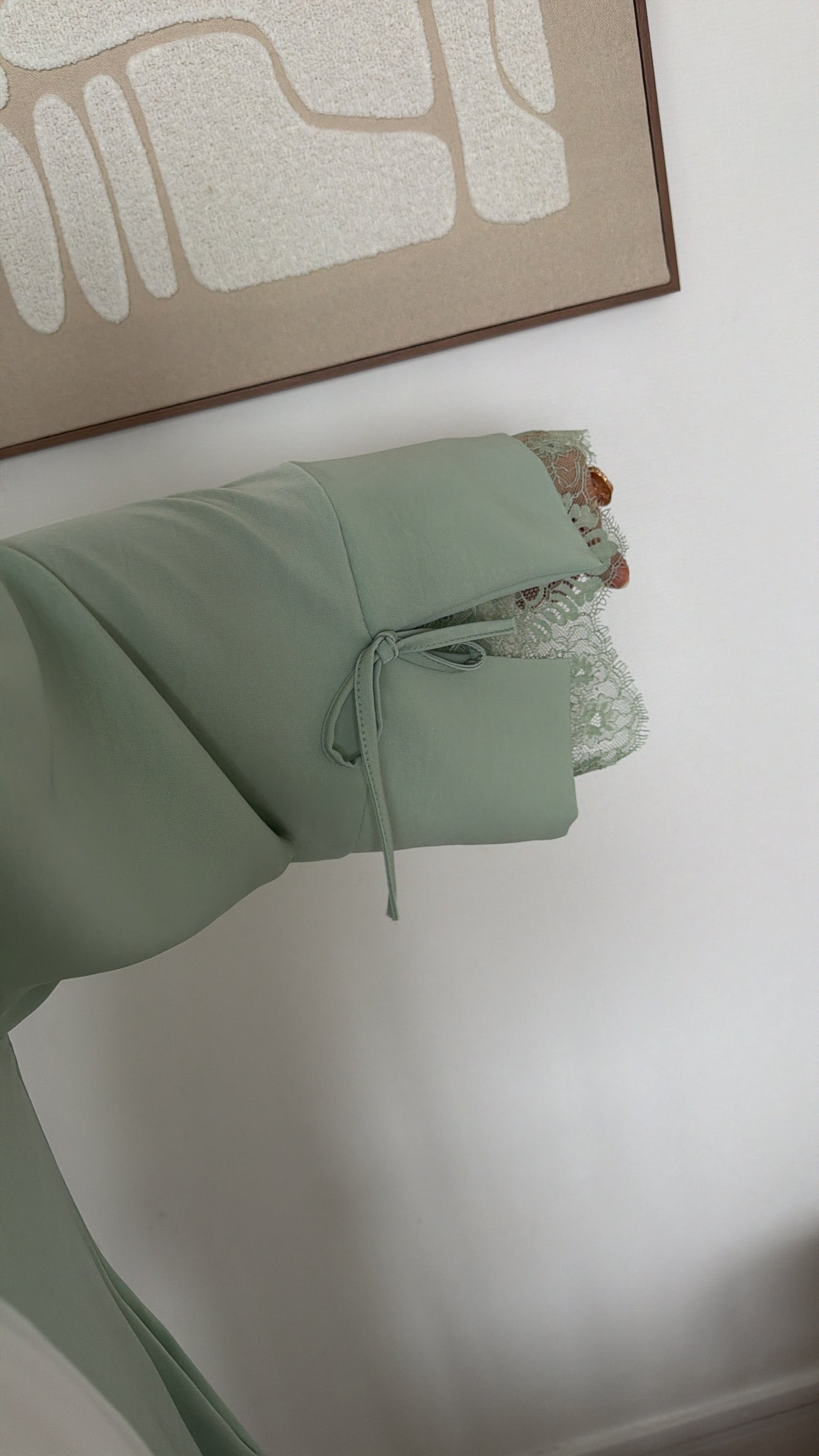 Abaya détail dentelé