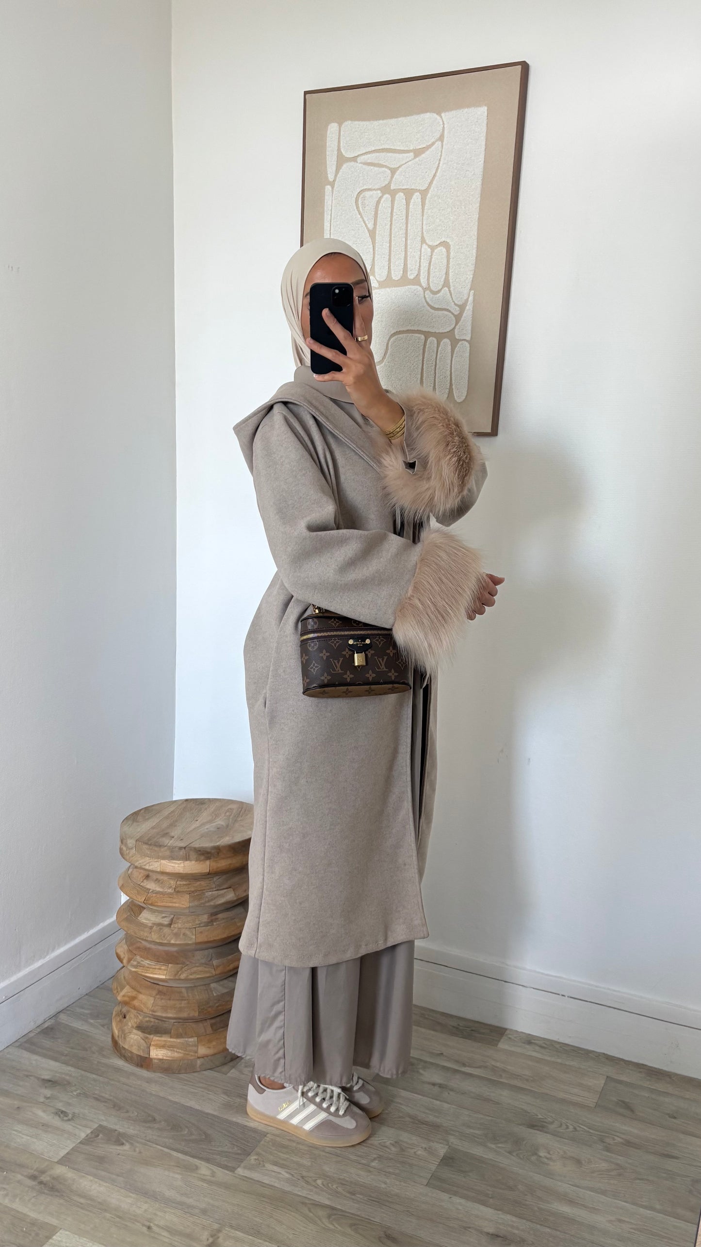 Manteau à capuche fourrure