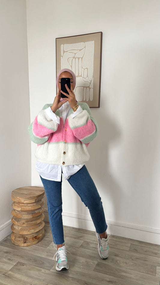 Gilet à boutons dorées