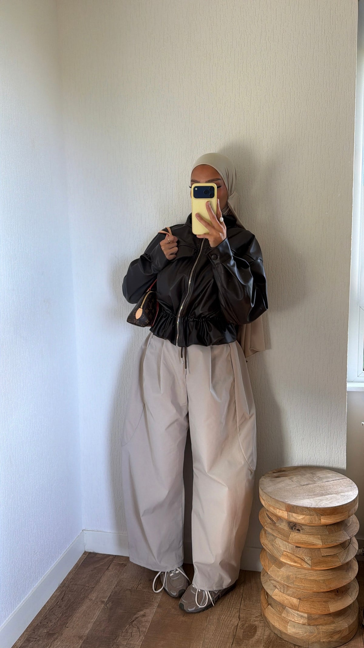 Veste simili ajustable à la taille
