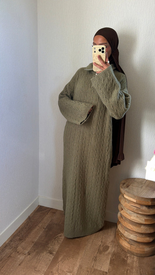Robe pull col zip