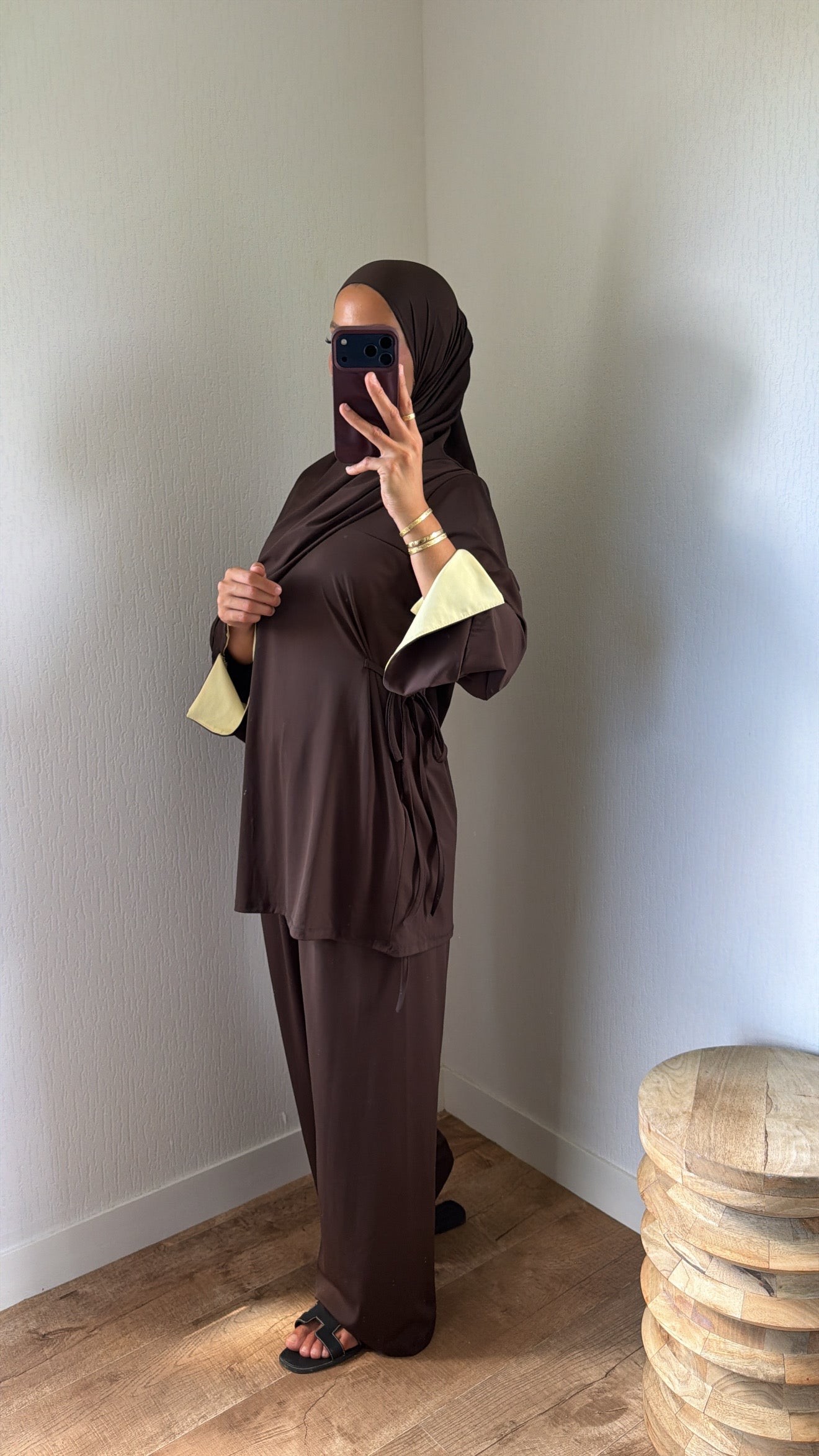 Burkini ajustable sur les côté [ où au dos ]