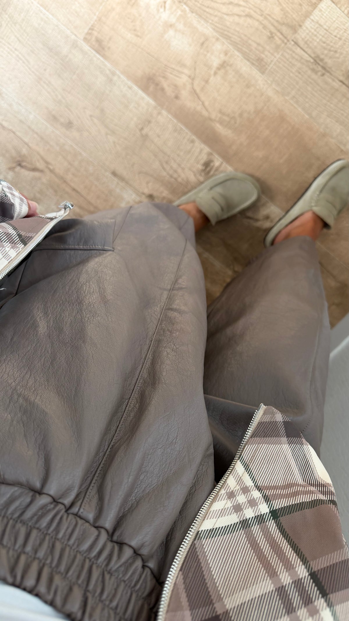 Pantalon simili
