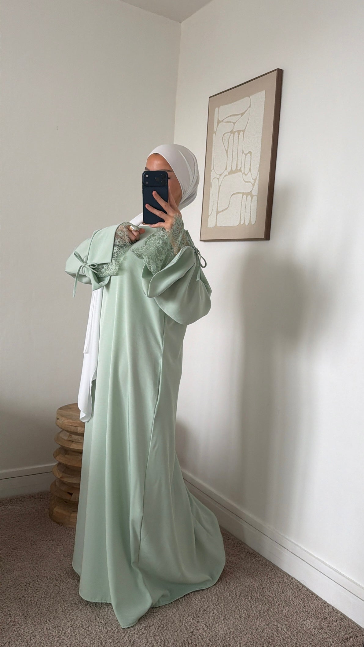 Abaya détail dentelé