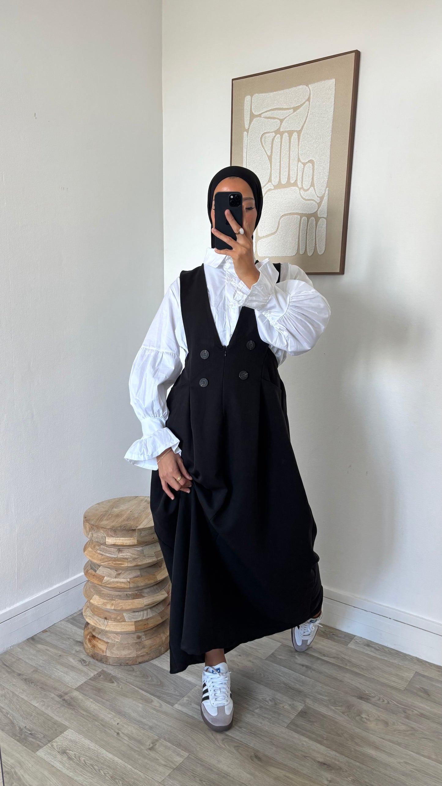 Chemise longue blanche + robe salopette