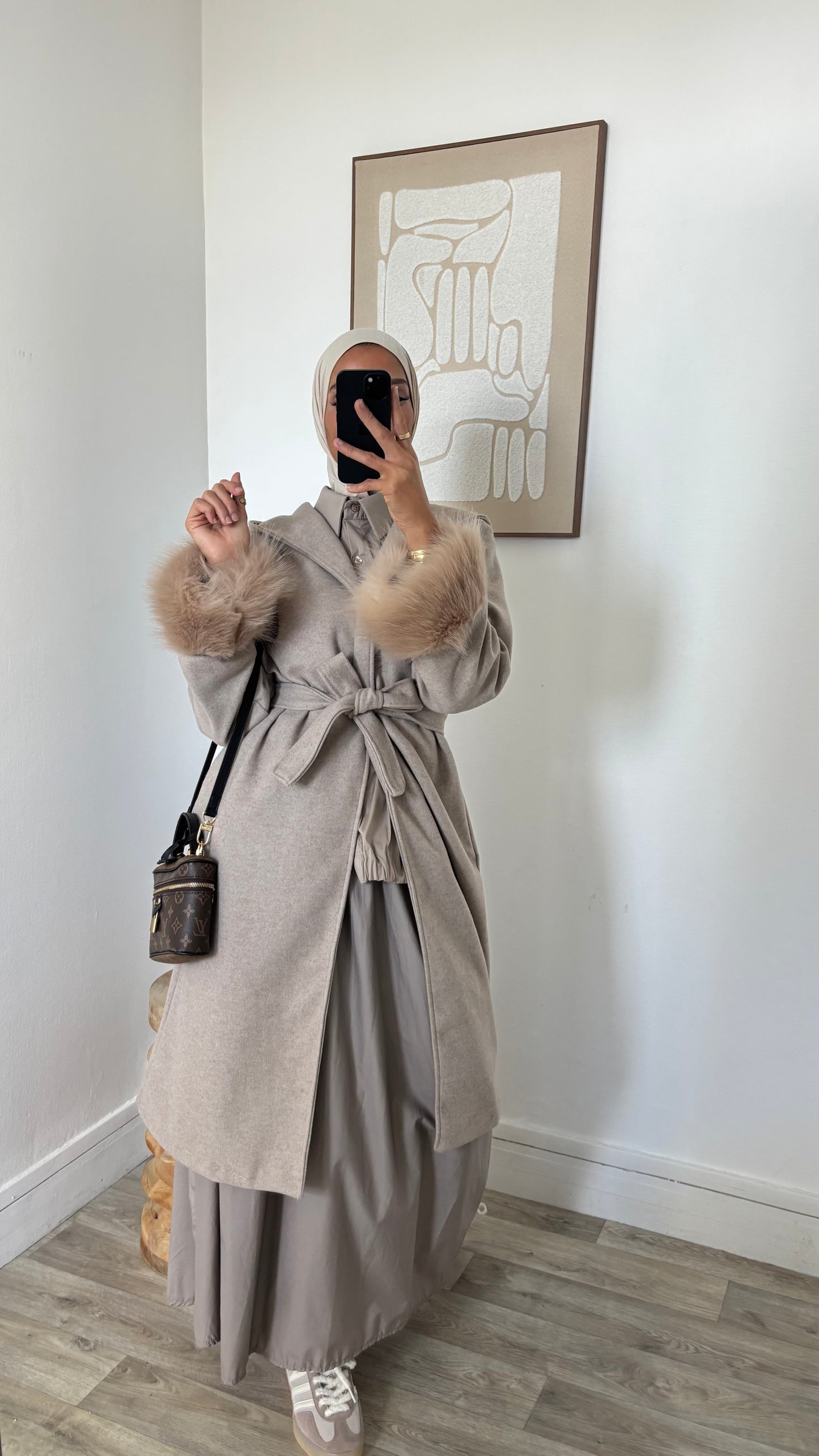 Manteau à capuche fourrure