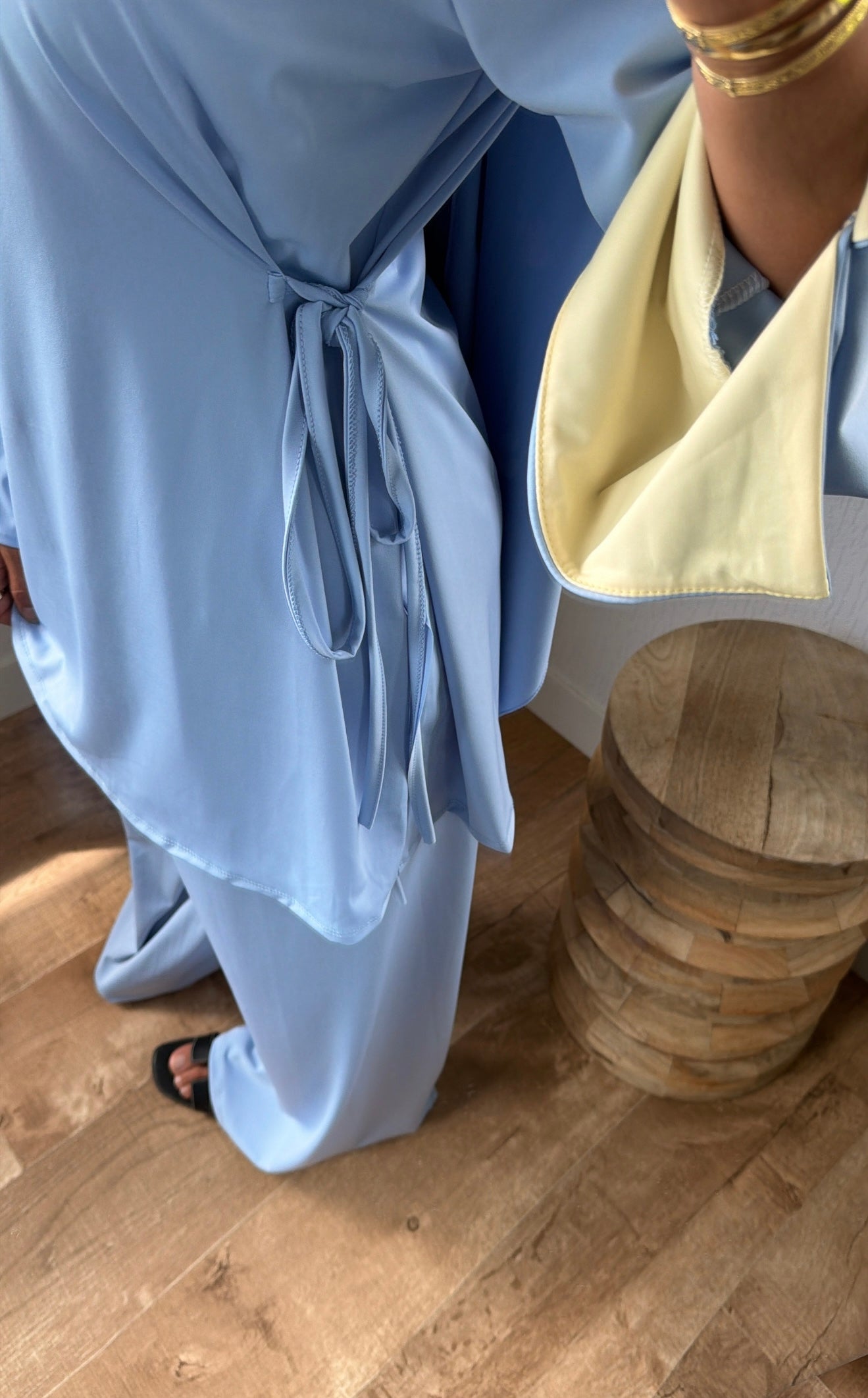 Burkini ajustable sur les côté [ où au dos ]