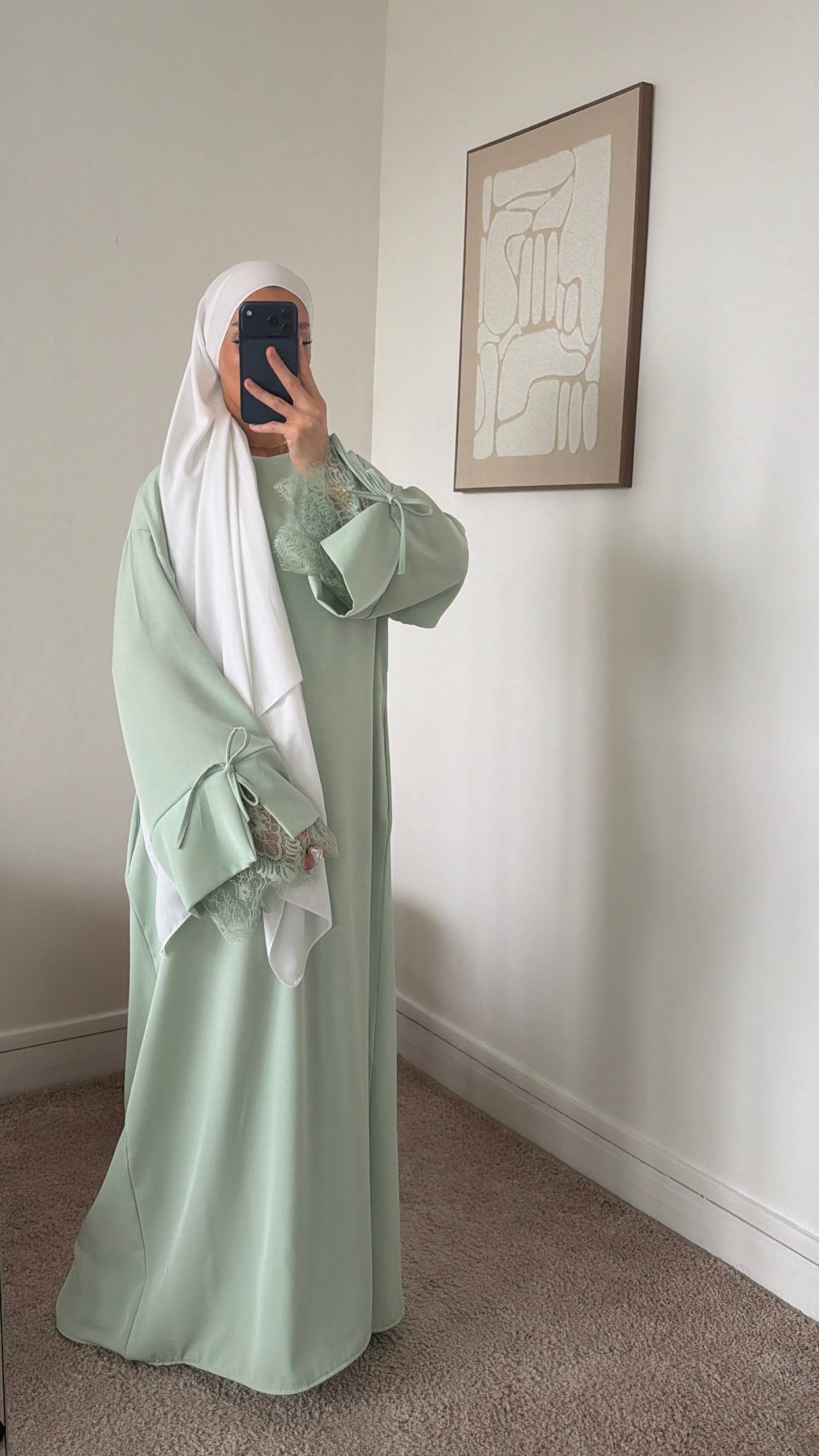 Abaya détail dentelé